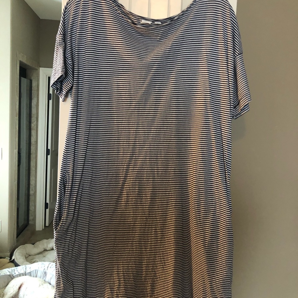 Blue gap striped dress